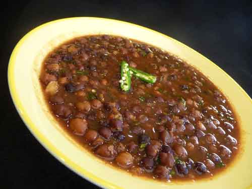 Kala Channa (Black Chick Pea Curry)