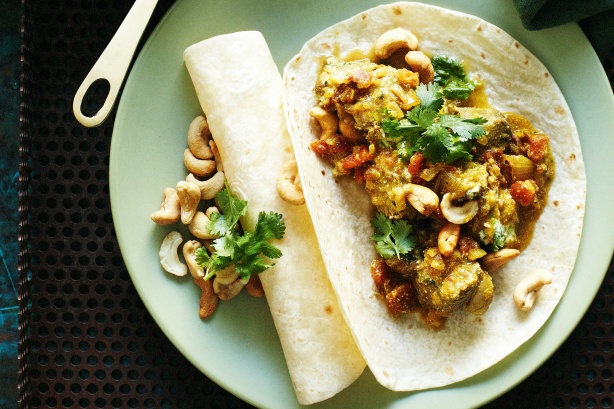 Coriander and cashew lamb curry