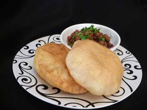 Bhatura (Bhature)