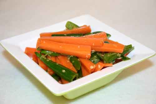 Carrot and Green Chili Pickle