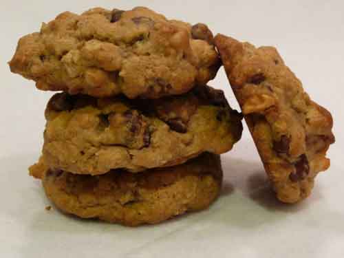 Chocolate Chip and Walnut Cookies