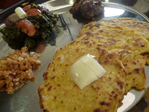 Makki Di Roti (Punjabi Corn Flour Bread)