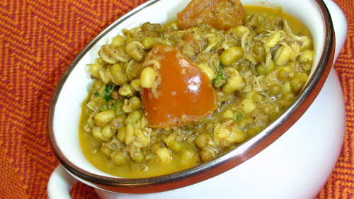 How to Make Sprouted Mung Curry – Indian Recipe