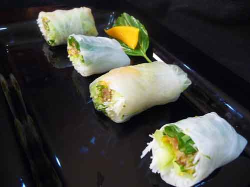 Summer Rolls with Peanut Dipping Sauce