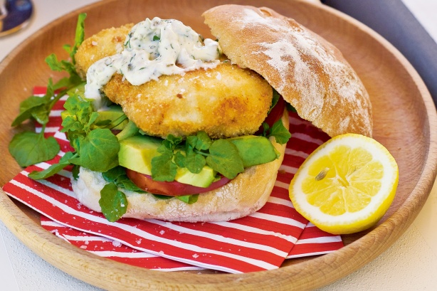 Barramundi burgers with tartare sauce