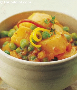 Quick Aloo Mutter ( Cooking Under 10 Minutes)