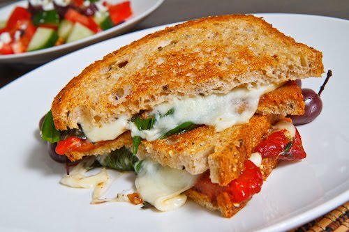 Grilled Sandwich with Peppers Delight