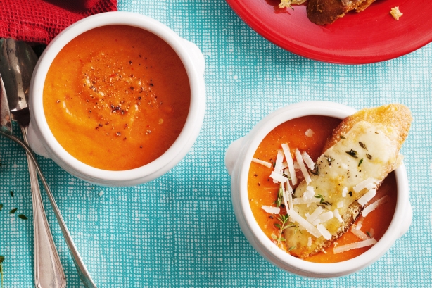 Tomato soup with cheese & sausage toasts