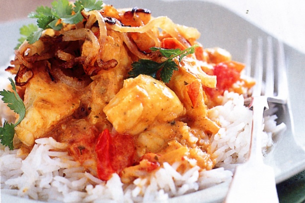 Fish curry with fried onions