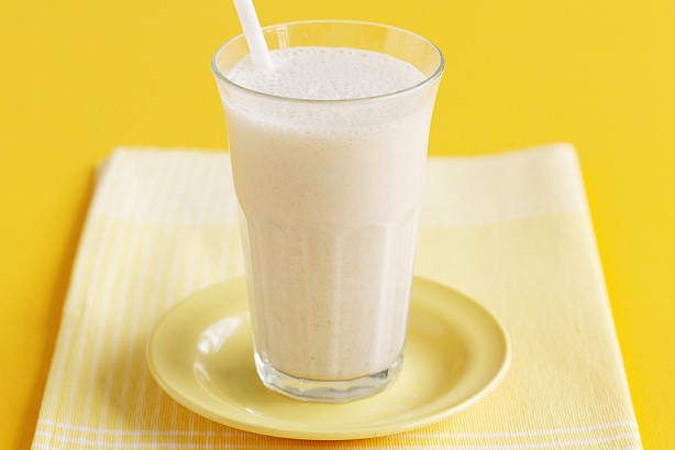 Banana and malt breakfast shake