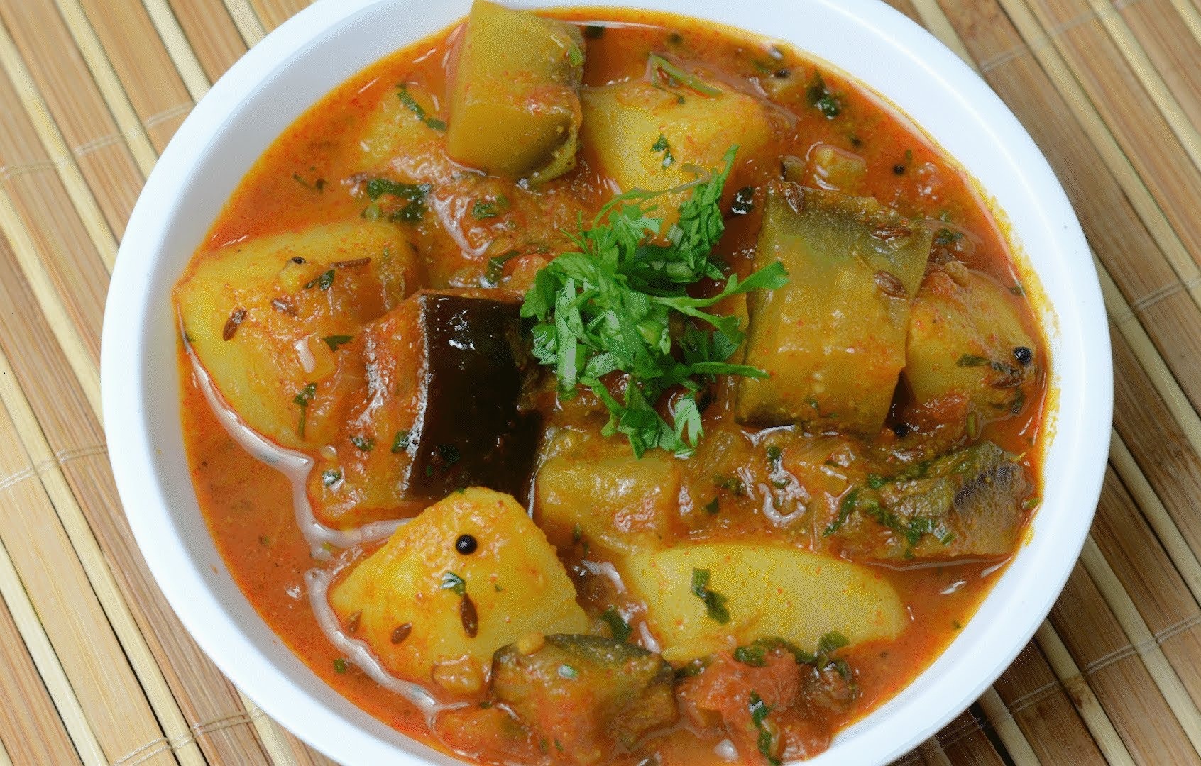 Brinjal Potato Curry with Onion Tomato Gravy
