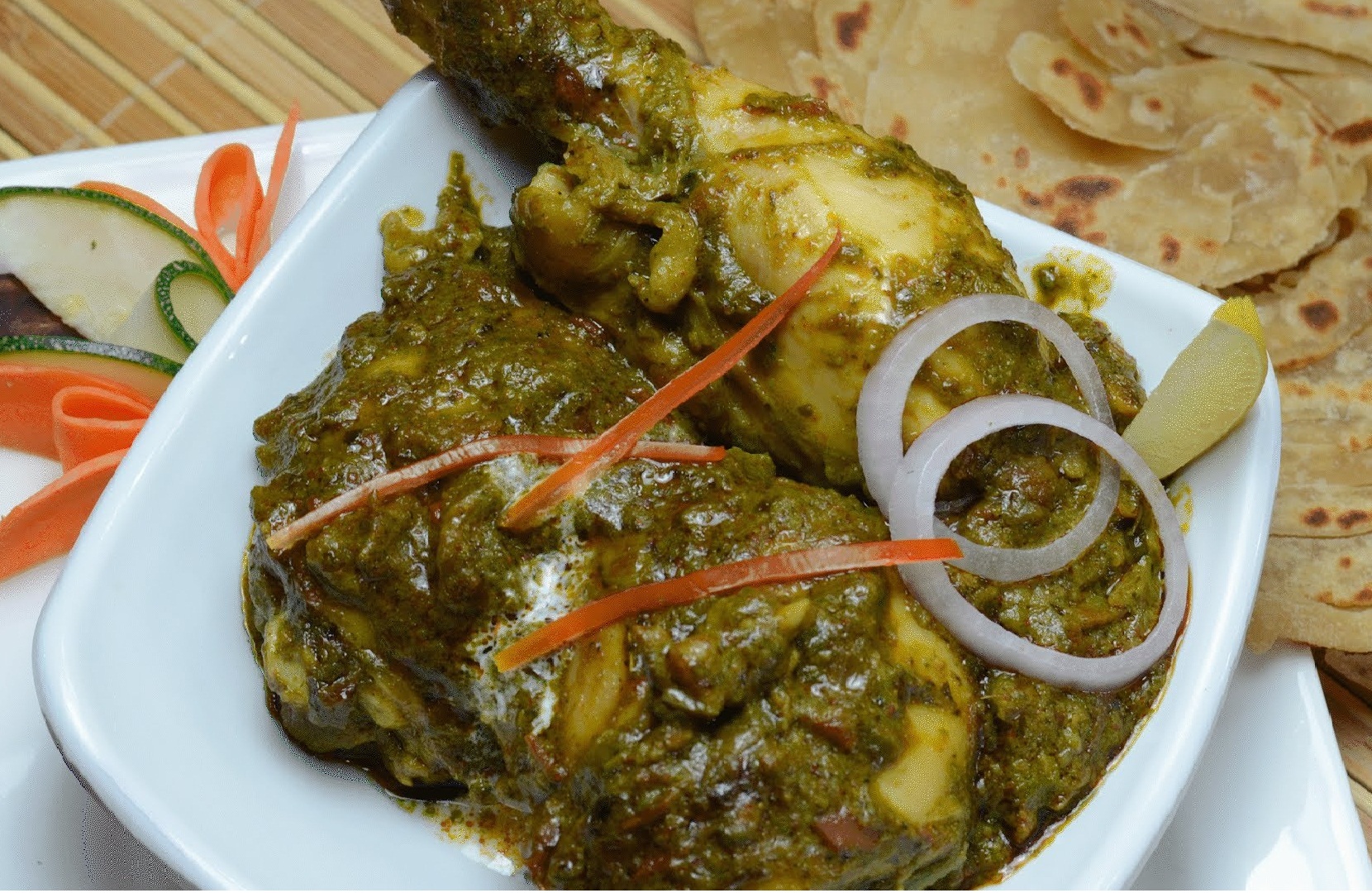 Chicken In Silky Spinach Curry Murg Saagwala