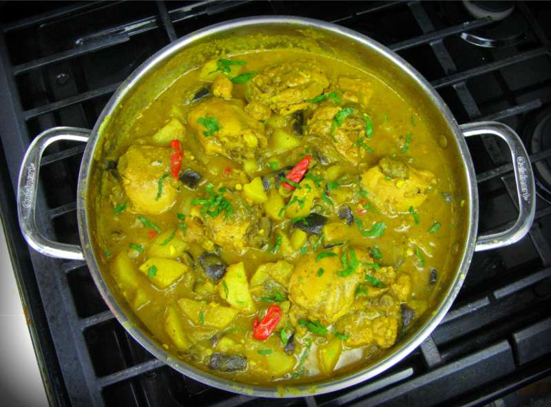 Chicken Brinjals Curry
