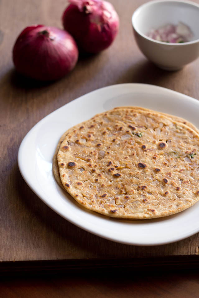 onion paratha or pyaaz ka paratha recipe